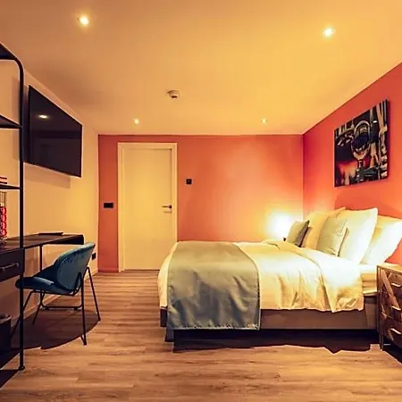 Oldschool Hotel