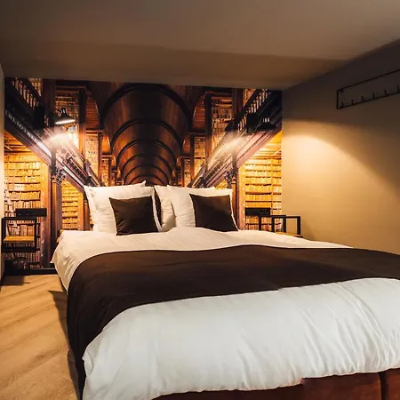 Oldschool Hotel
