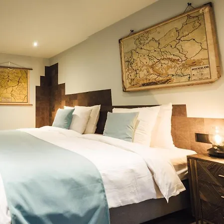 מלון Oldschool *